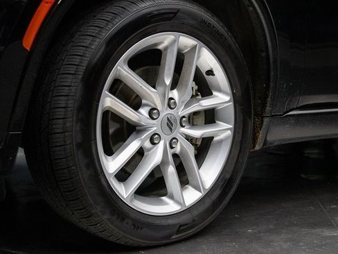 Used 2023 Dodge Durango GT image 7