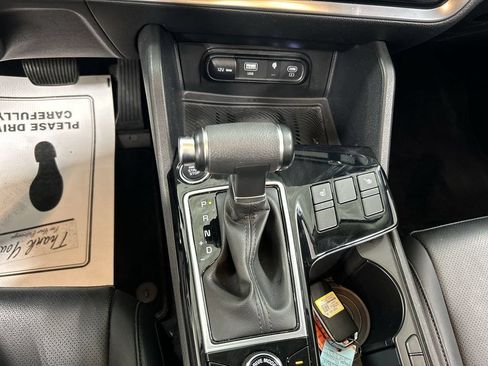Certified 2024 Kia Sportage EX AWD/4WD image 18