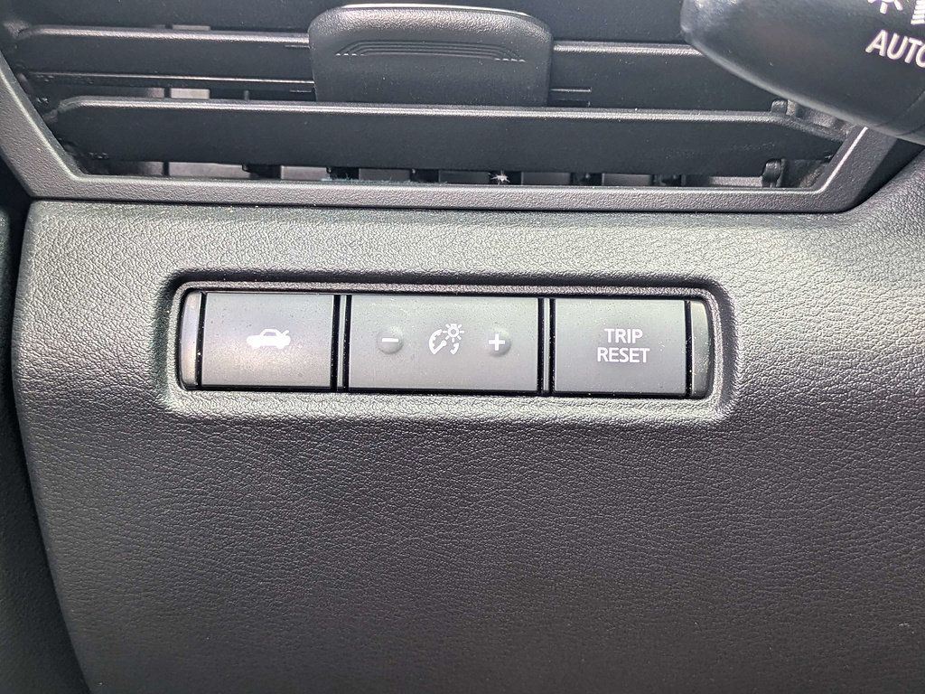 Used 2022 Nissan Altima 2.5 S FWD image 22
