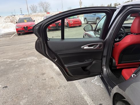 New 2026 Alfa Romeo Giulia AWD image 27