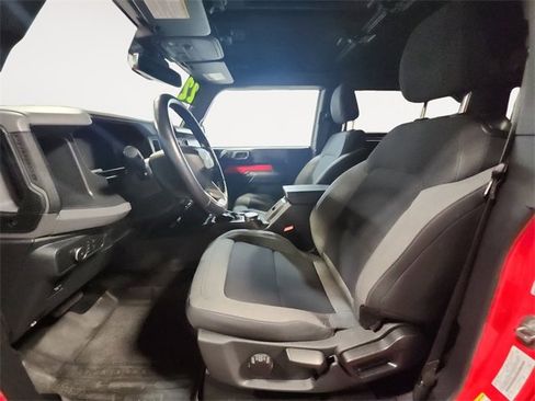 Used 2022 Ford Bronco Big Bend image 9