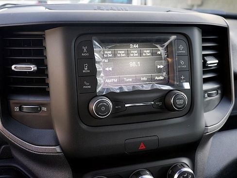 New 2024 RAM 2500 Tradesman w/ Chrome Appearance Group image 30