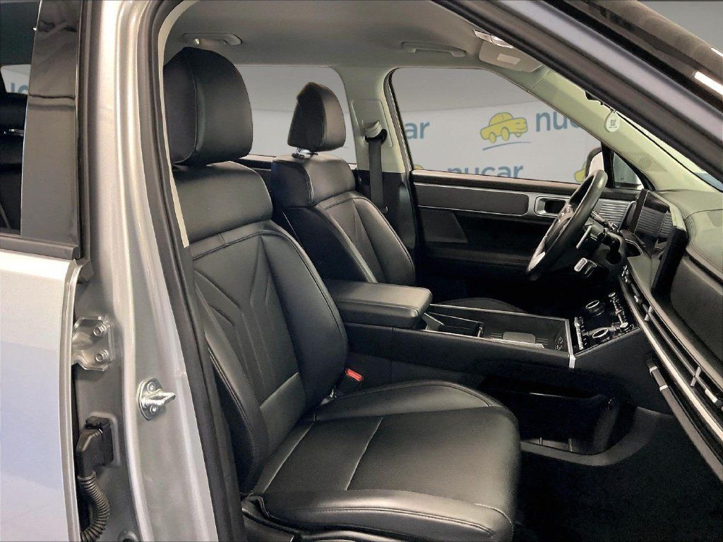 Used 2026 Hyundai Santa Fe SEL AWD/4WD image 11