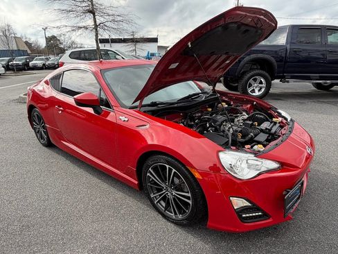 Used 2014 Scion FR-S image 39