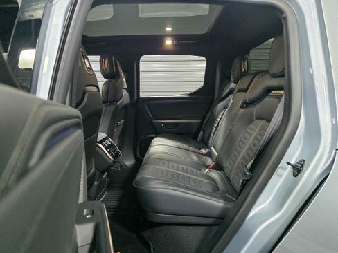 Used 2025 Rivian R1T Adventure image 22