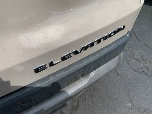 Certified 2025 GMC Terrain Elevation AWD/4WD image 10