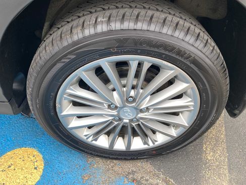 Used 2019 Hyundai Kona SEL AWD/4WD image 35