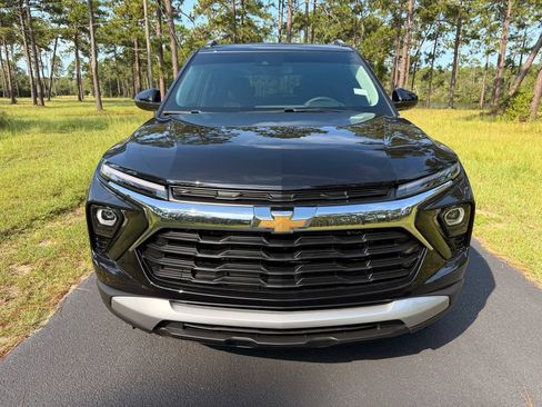 New 2026 Chevrolet TrailBlazer LT w/ Convenience Package FWD image 8