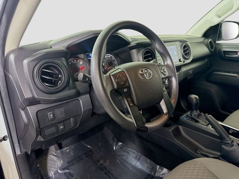 Used 2022 Toyota Tacoma SR image 22