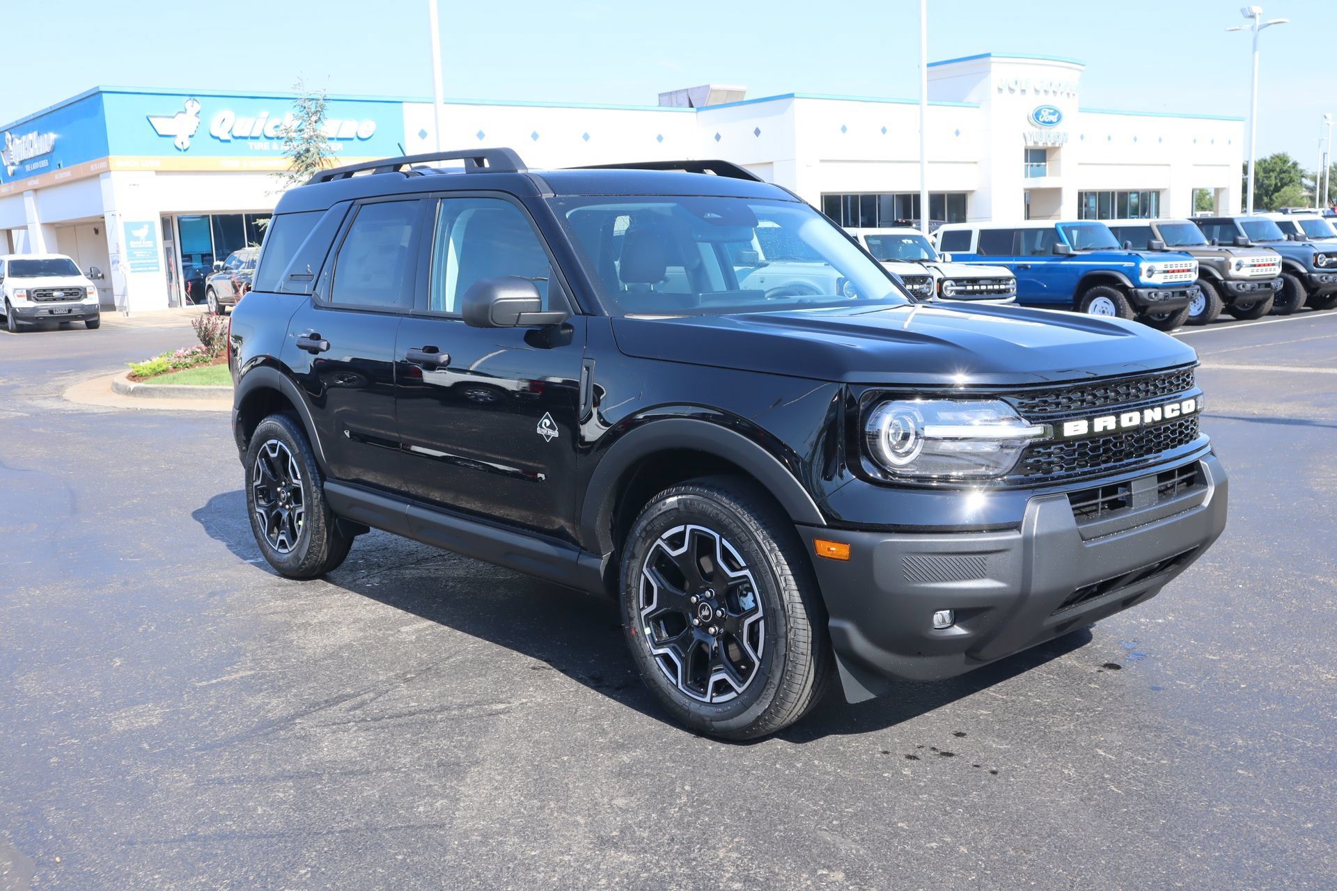 New 2026 Ford Bronco Sport Outer Banks AWD/4WD image 1
