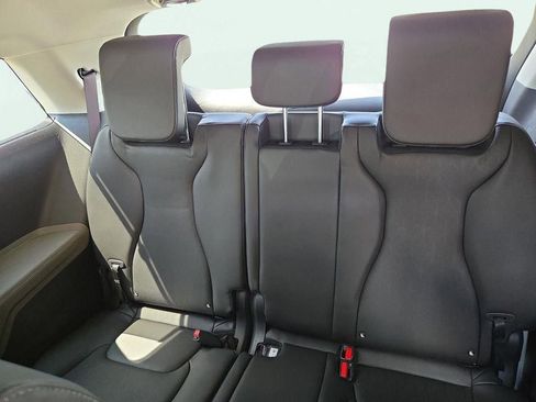 New 2026 Kia Carnival EX image 20