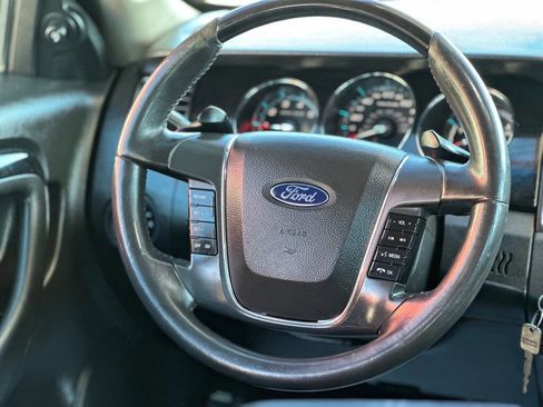 Used 2010 Ford Taurus Limited image 13