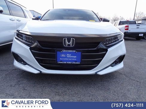 Used 2022 Honda Accord Sport image 2
