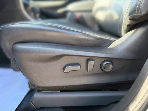 Used 2019 Subaru Ascent Limited image 18