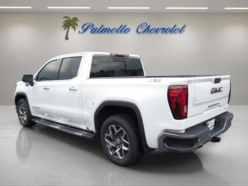 Used 2025 GMC Sierra 1500 SLT w/ SLT Premium Plus Package AWD/4WD image 5