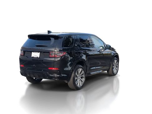 Certified 2025 Land Rover Discovery Sport Dynamic SE image 8