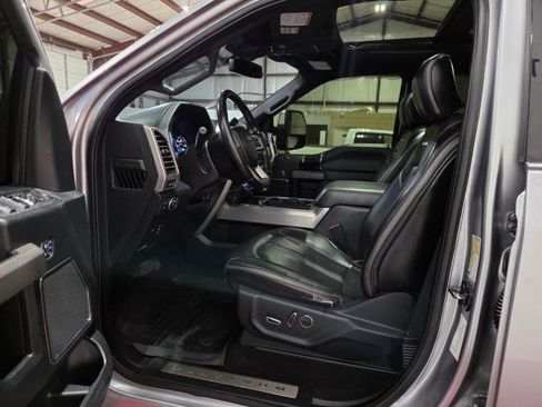 Used 2020 Ford F350 Platinum w/ FX4 Off-Road Package image 6