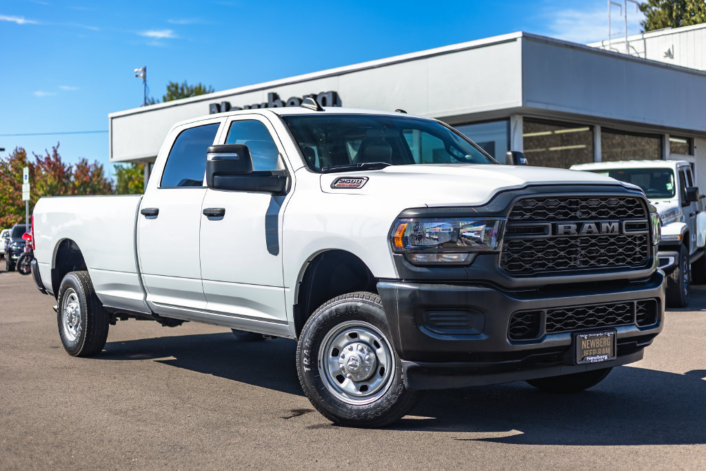 Used 2023 RAM 2500 Tradesman AWD/4WD image 1