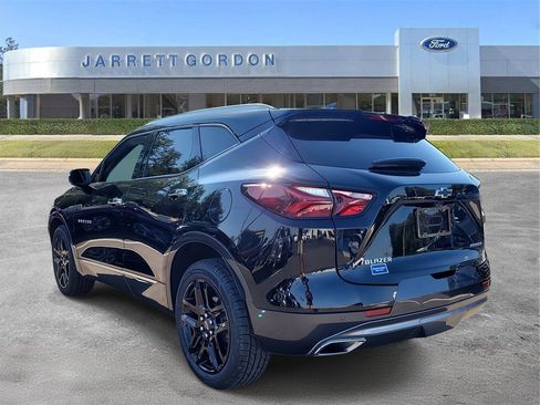 Used 2022 Chevrolet Blazer Premier w/ Enhanced Convenience Package image 3