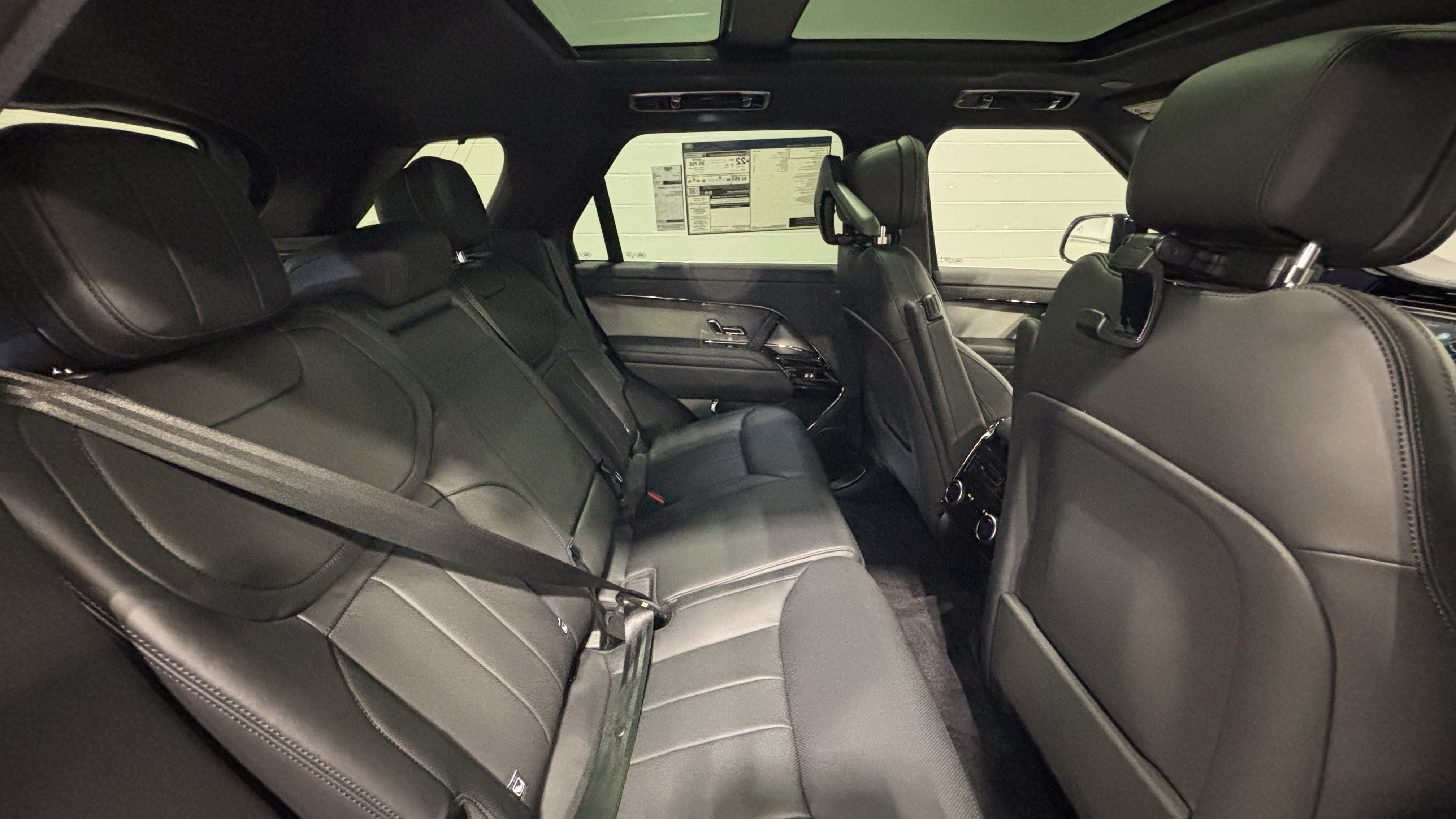 New 2026 Land Rover Range Rover Sport SE AWD/4WD image 16