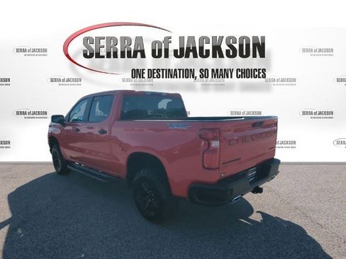 Used 2020 Chevrolet Silverado 1500 Custom Trail Boss w/ Custom Convenience Package AWD/4WD image 6