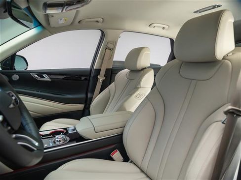 New 2026 Genesis GV80 2.5T image 17