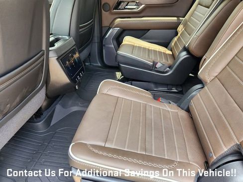 New 2026 GMC Yukon XL Denali Ultimate w/ LPO, Floor Liner Package AWD/4WD image 22