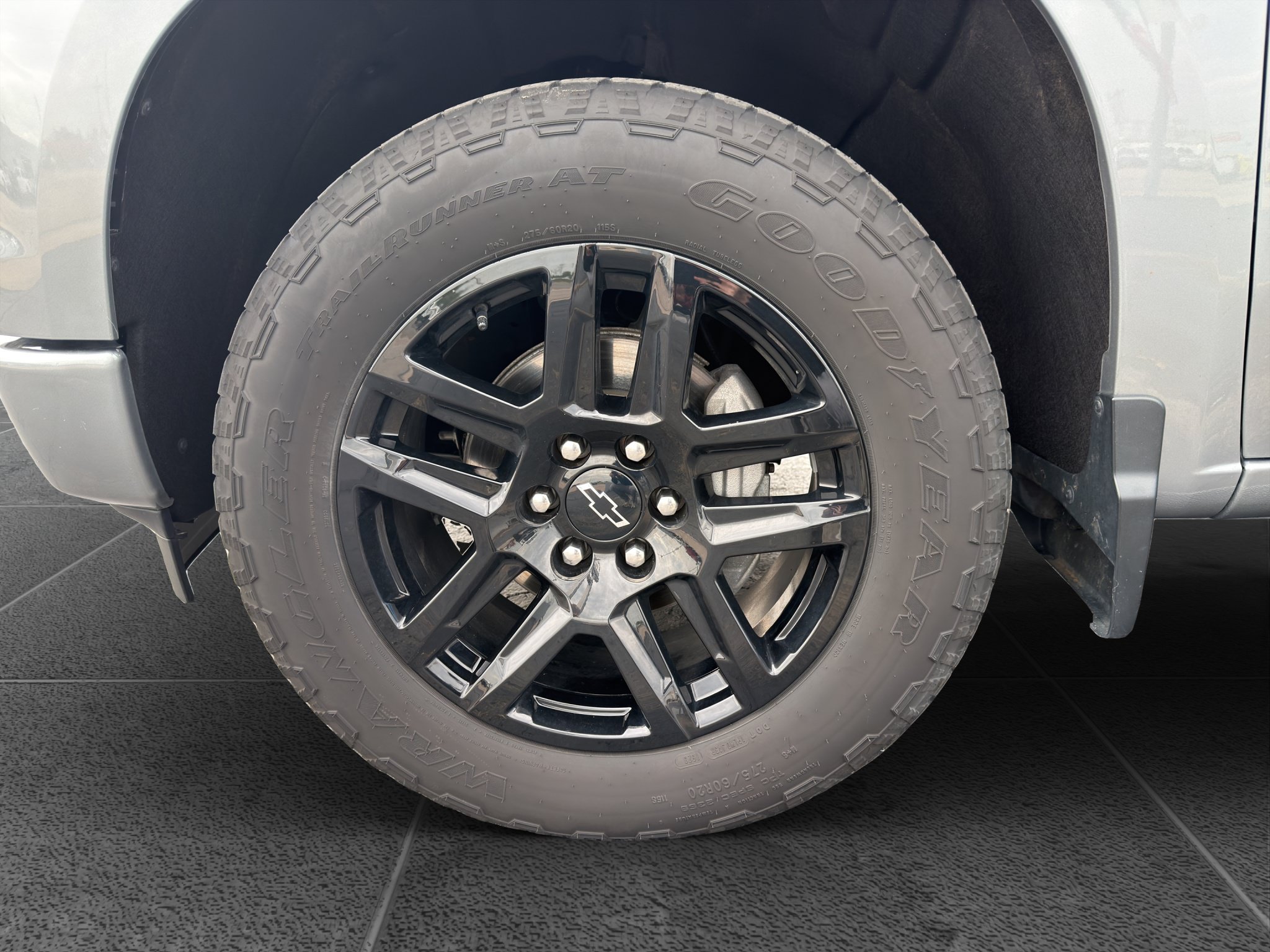 Used 2023 Chevrolet Silverado 1500 Custom w/ 2.7L Blackout Package AWD/4WD image 27