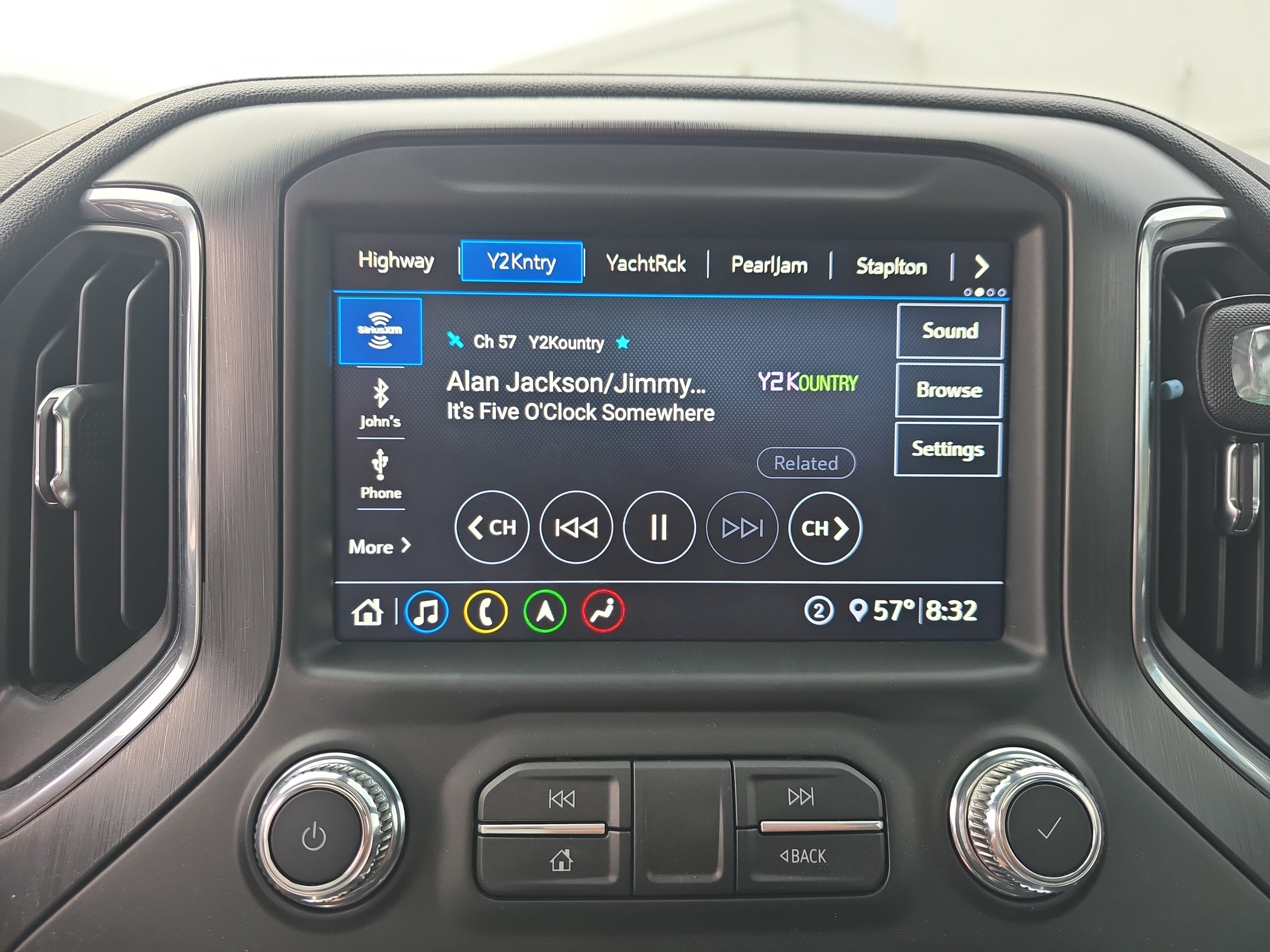 Used 2020 GMC Sierra 1500 AT4 w/ AT4 Premium Package AWD/4WD image 37