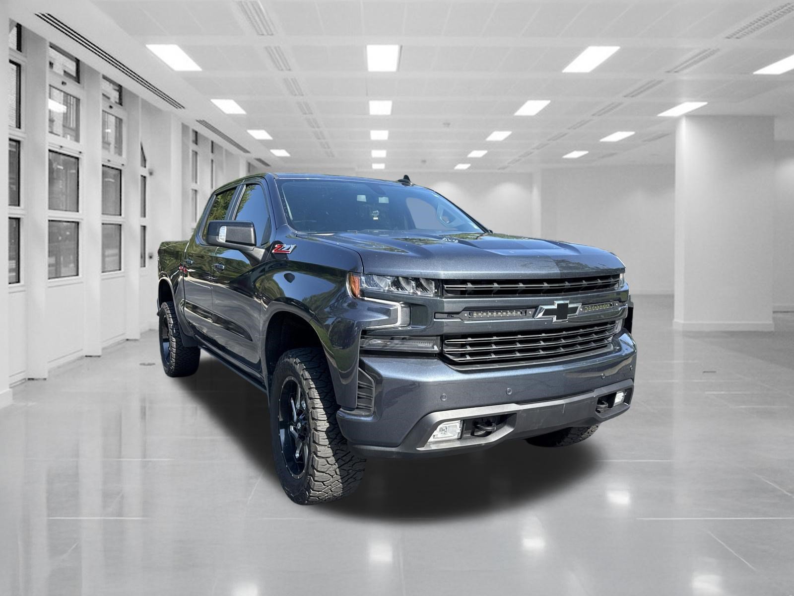 Used 2022 Chevrolet Silverado 1500 RST w/ Safety Package AWD/4WD image 3