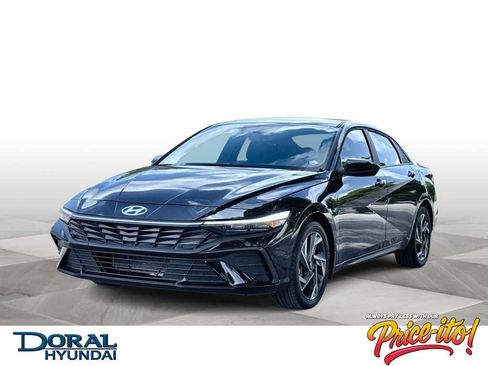 Used 2025 Hyundai Elantra Sport w/ Cargo Package FWD image 1