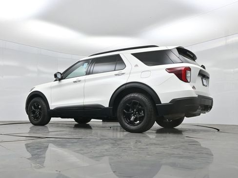 Used 2023 Ford Explorer Timberline w/ Timberline Technology Package AWD/4WD image 6