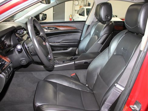 Used 2018 Cadillac CTS Luxury RWD image 26