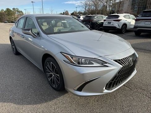 New 2025 Lexus ES 350 w/ Premium Package image 6