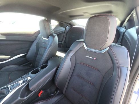 Used 2022 Chevrolet Camaro ZL1 image 17