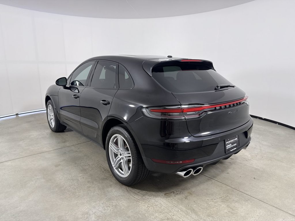 Certified 2020 Porsche Macan S AWD/4WD image 3