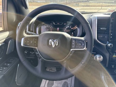 Used 2025 RAM 1500 Laramie image 27