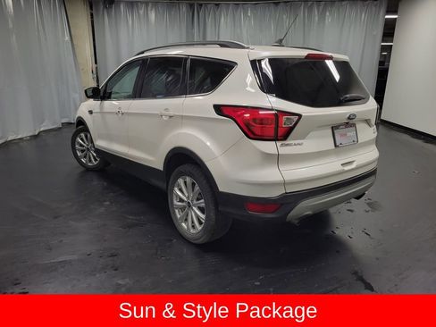 Used 2019 Ford Escape SEL AWD/4WD image 7