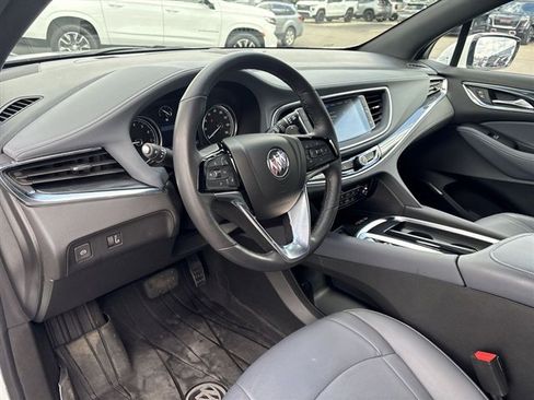 Used 2024 Buick Enclave Essence w/ Technology Package FWD image 10