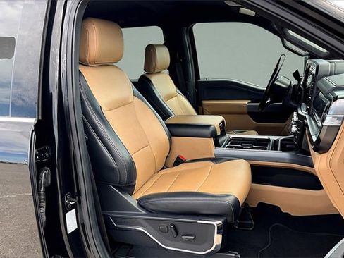 Certified 2024 Ford F250 Lariat w/ Chrome Package image 6