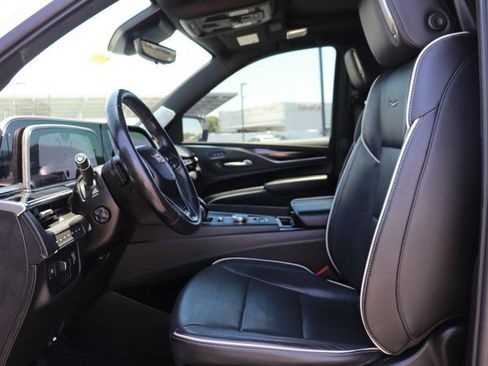 Used 2022 Cadillac Escalade ESV Sport w/ Touring Package AWD/4WD image 14