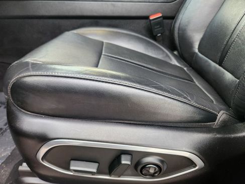 Used 2022 Jeep Wagoneer Series III w/ Premium Group I image 11