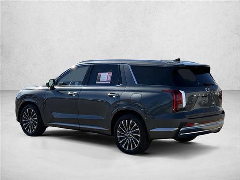 Used 2023 Hyundai Palisade Calligraphy image 7