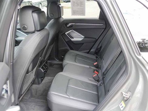 Used 2021 Audi Q3 2.0T Premium w/ Convenience Package image 16