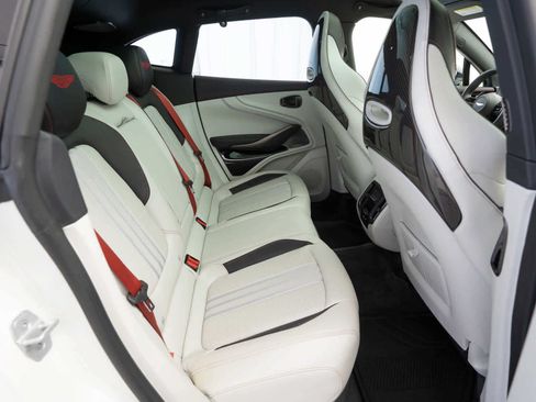 Used 2025 Aston Martin DBX 707 AWD/4WD image 11