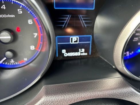 Used 2017 Subaru Outback 2.5i Limited image 16