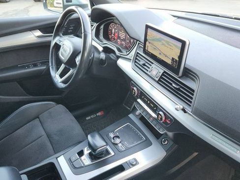 Used 2018 Audi SQ5 Premium Plus w/ Navigation Package AWD/4WD image 23
