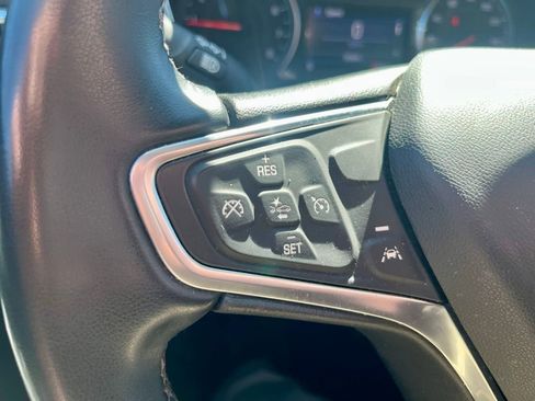 Used 2023 Chevrolet Equinox LT image 17