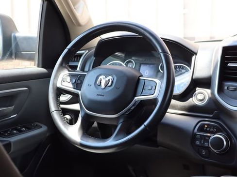 Used 2020 RAM 1500 Big Horn AWD/4WD image 44