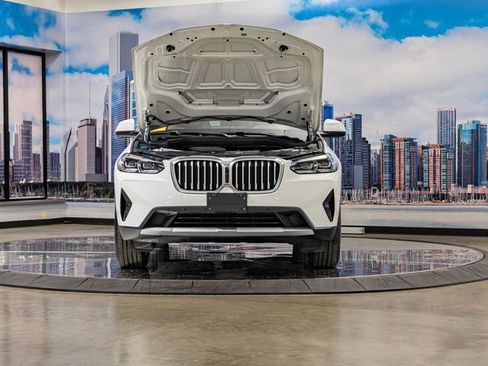 Certified 2024 BMW X3 xDrive30i w/ Premium Package AWD/4WD image 4